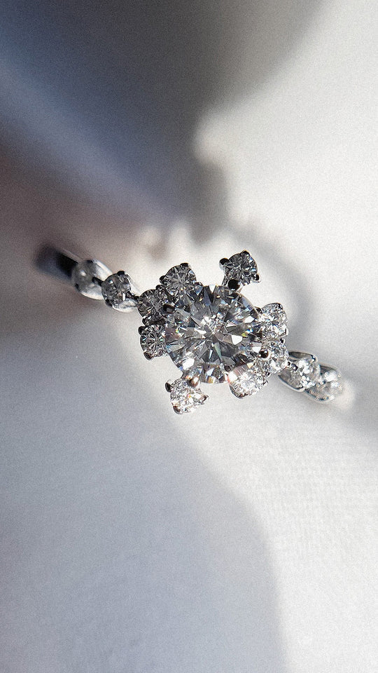 Amour Zircon Stones Silver Ring - Image 5