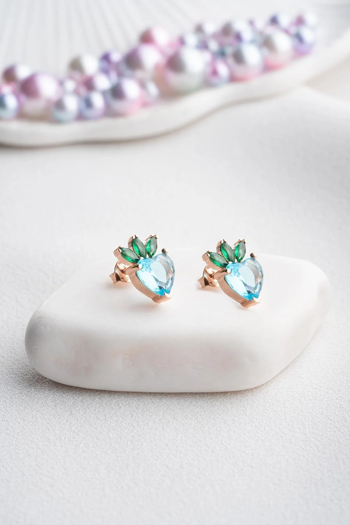 Aquamarine Strawberry Heart Earring - Image 3
