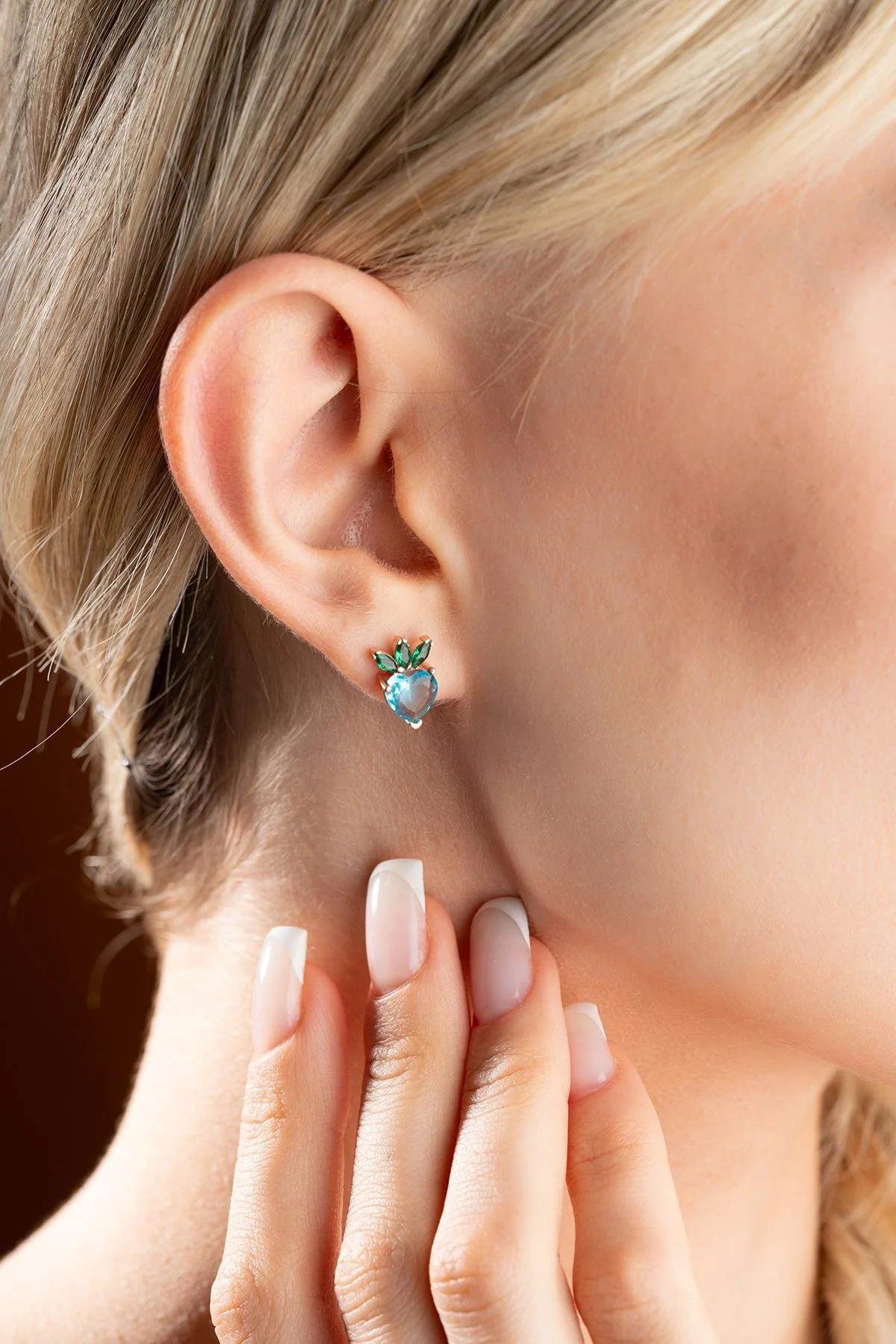 Aquamarine Strawberry Heart Earring - Image 4