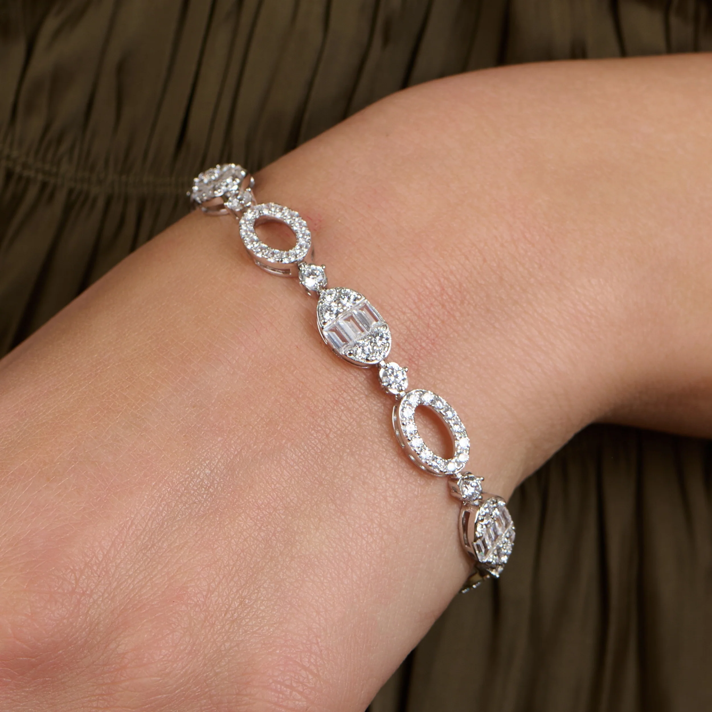Heritage Oval Bracelet