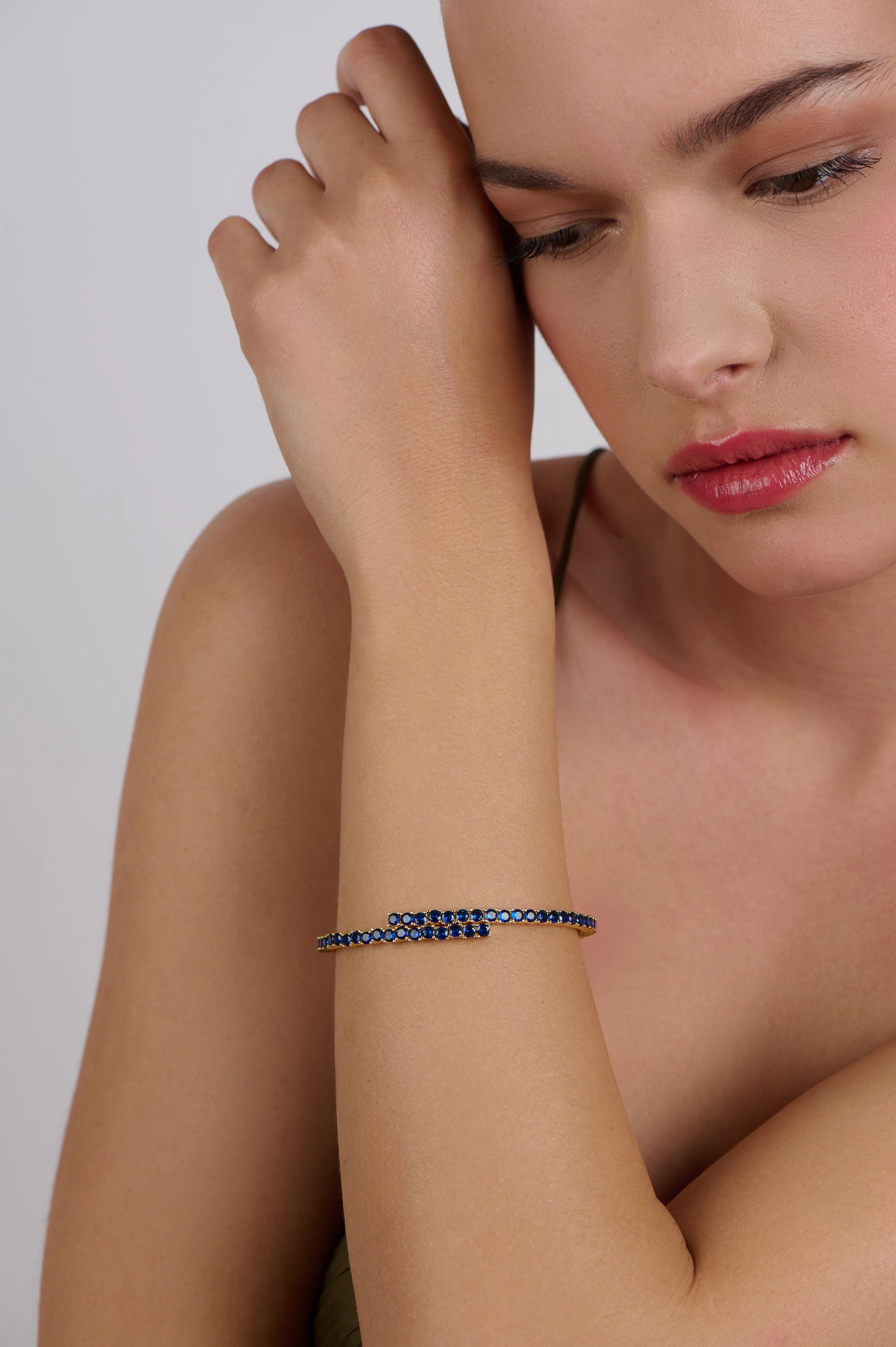 Iris 3mm Tennis Bangle - Image 3