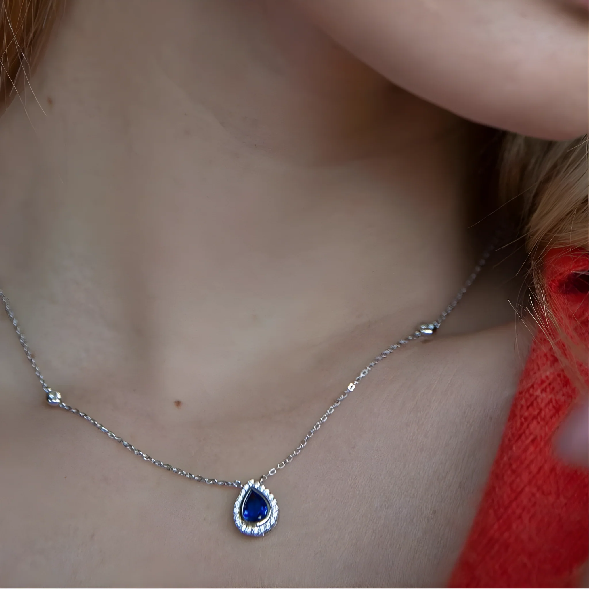 Lady Diana Blue Sapphire Necklace - Image 4