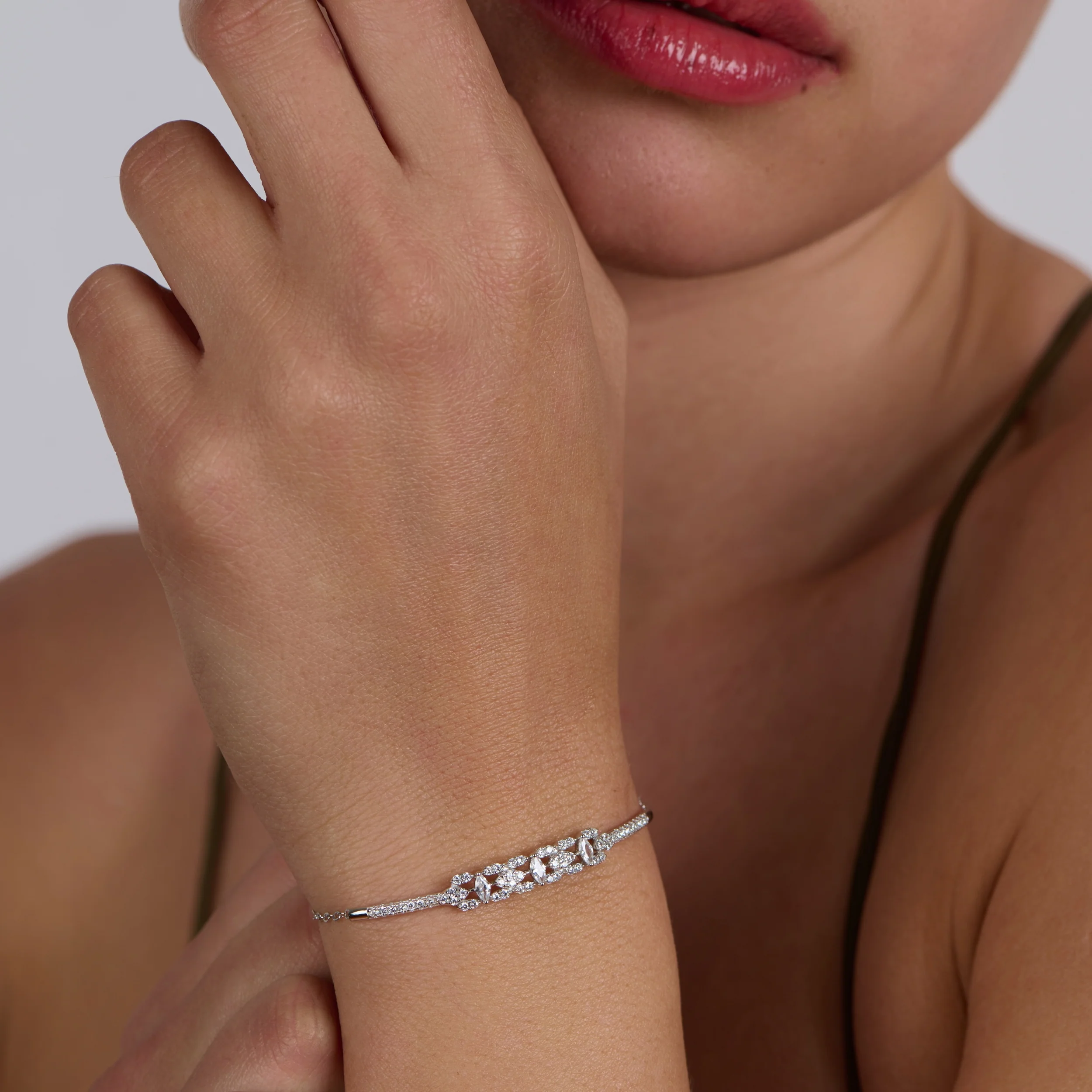Center Cluster Silver Bracelet - Image 2