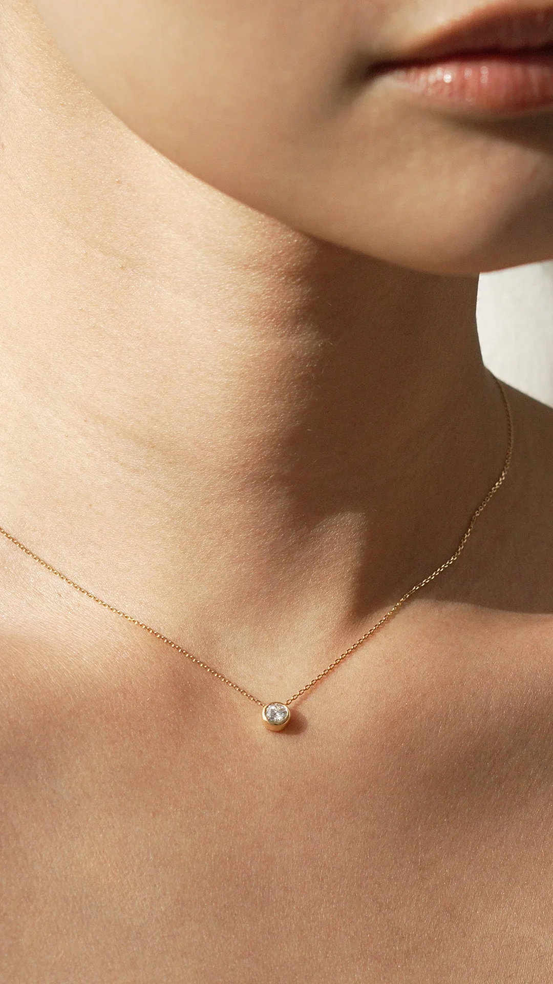 Classic Round Zircon Necklace - Image 2