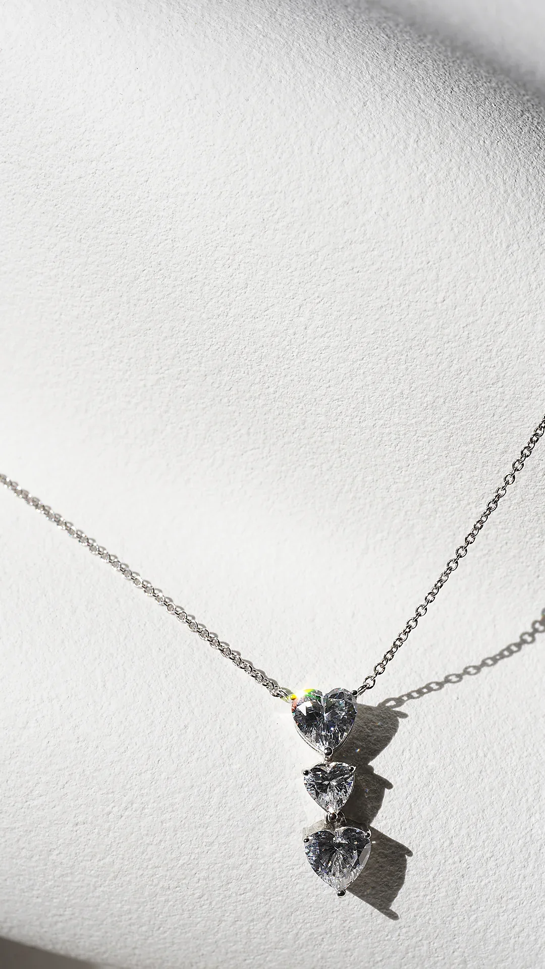 Deeply In Love Heart Zircon Necklace - Image 4