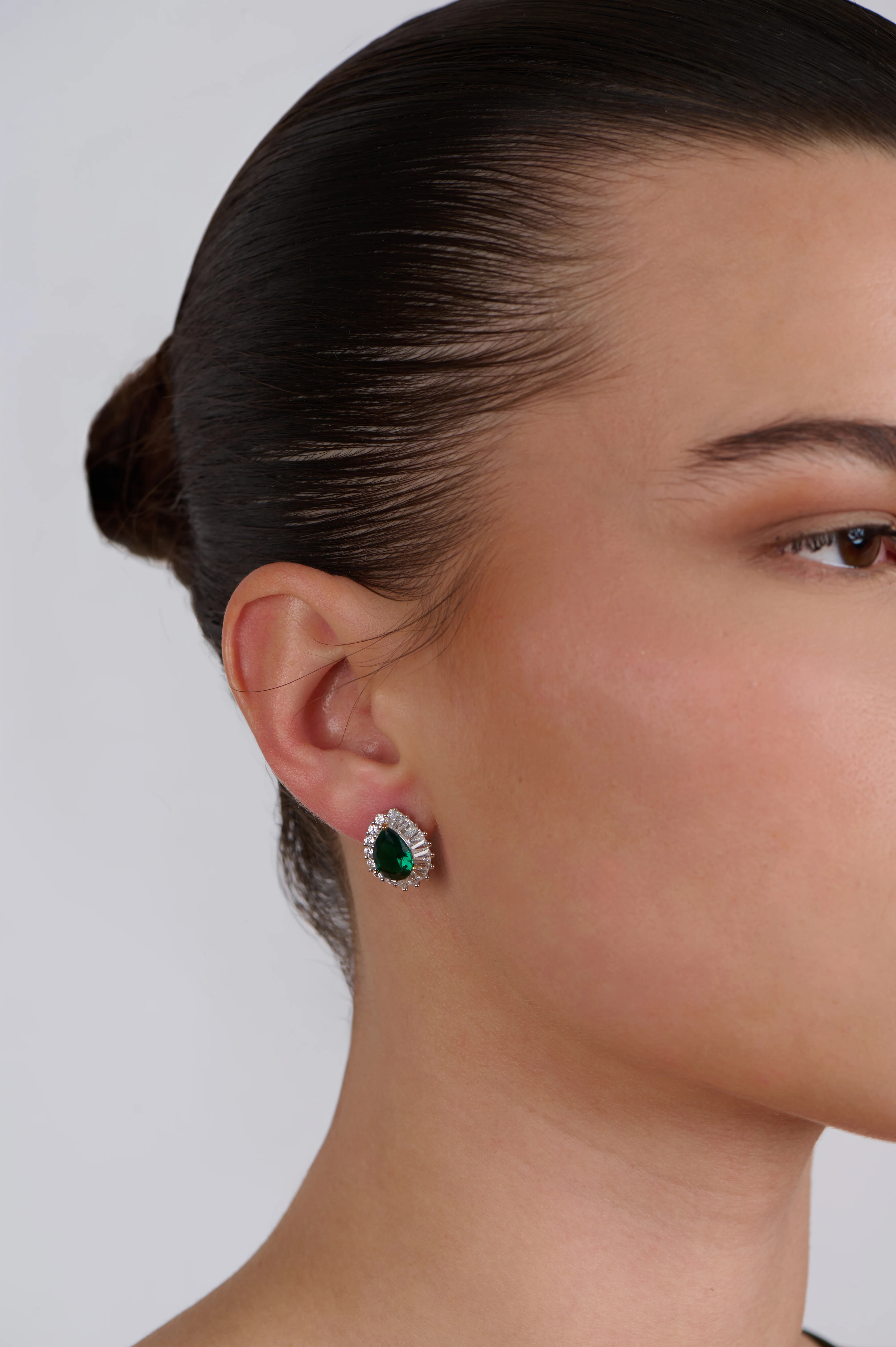 Emerald & Baguette Stones Pear Earrings - Image 3