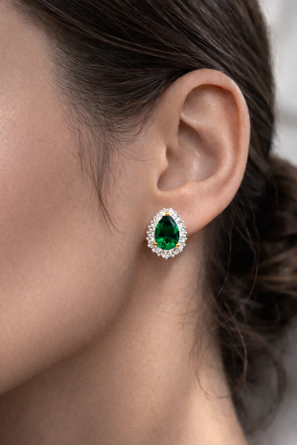 Emerald & Baguette Stones Pear Earrings - Image 5