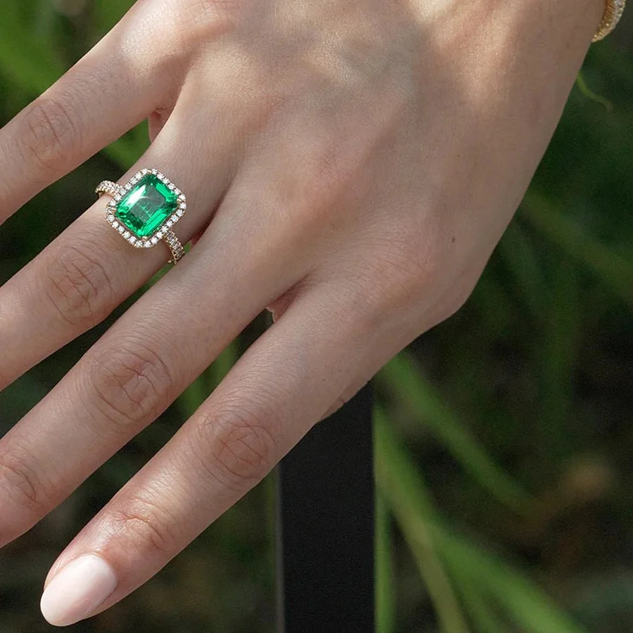 Emerald Stone Fancy Ring - Image 3
