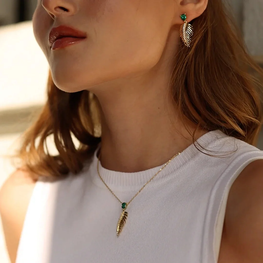 Palma Emerald Stone Necklace - Image 5