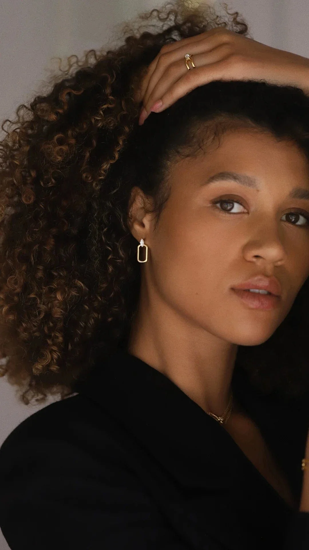 Everyday All Day Earrings - Image 3