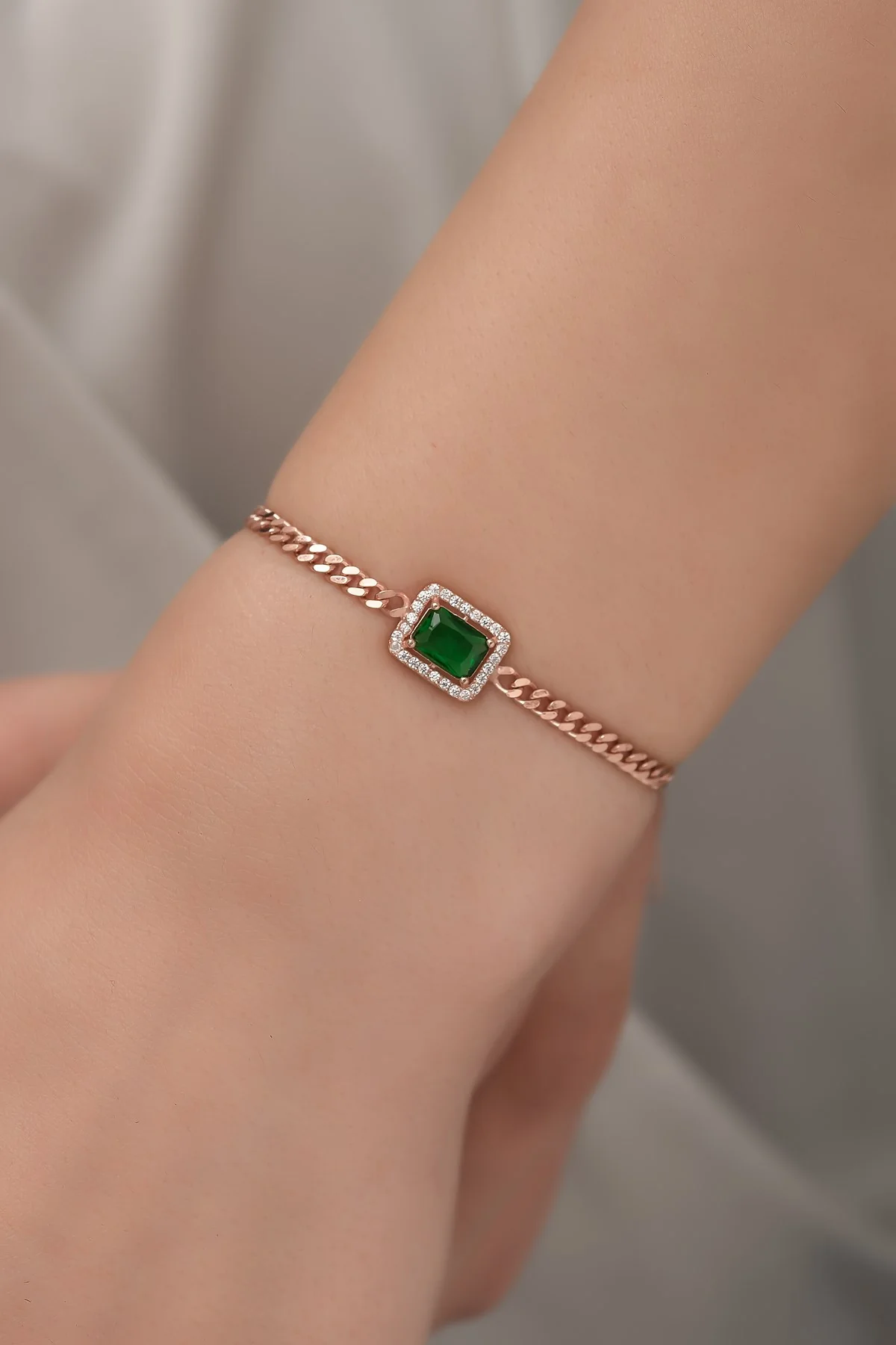 Green Zircon Stone Necklace & Bracelet Set - Image 4