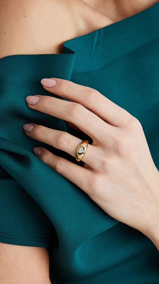 Babe Heart Signet Ring - Image 7
