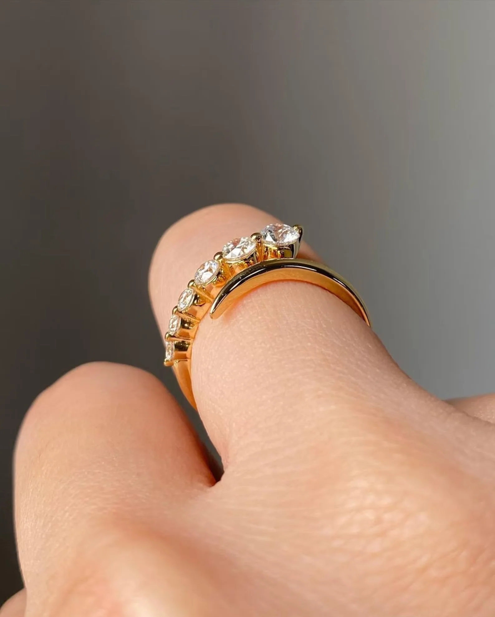 It Girl Zircon Stones Ring - Image 3