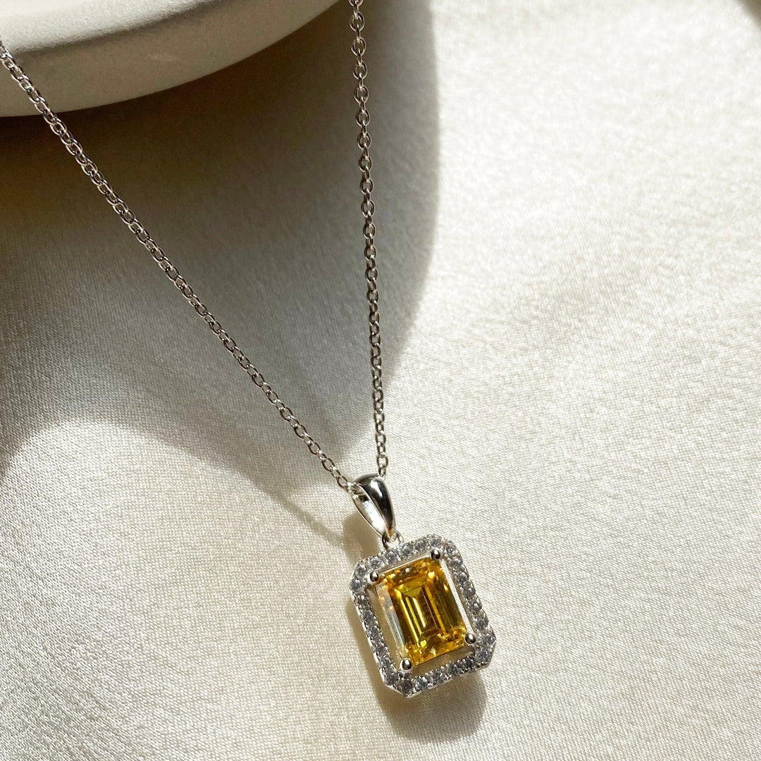 Leone Yellow Borderset Necklace - Image 5