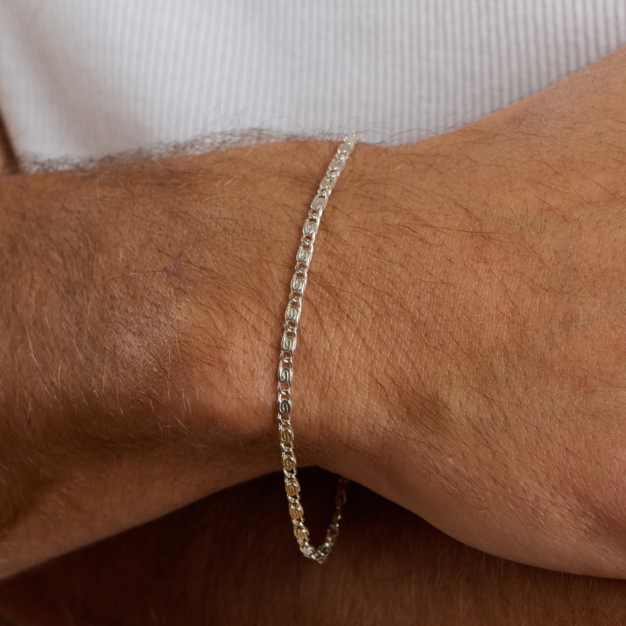 Linked Chain & Bracelet Set - Image 3