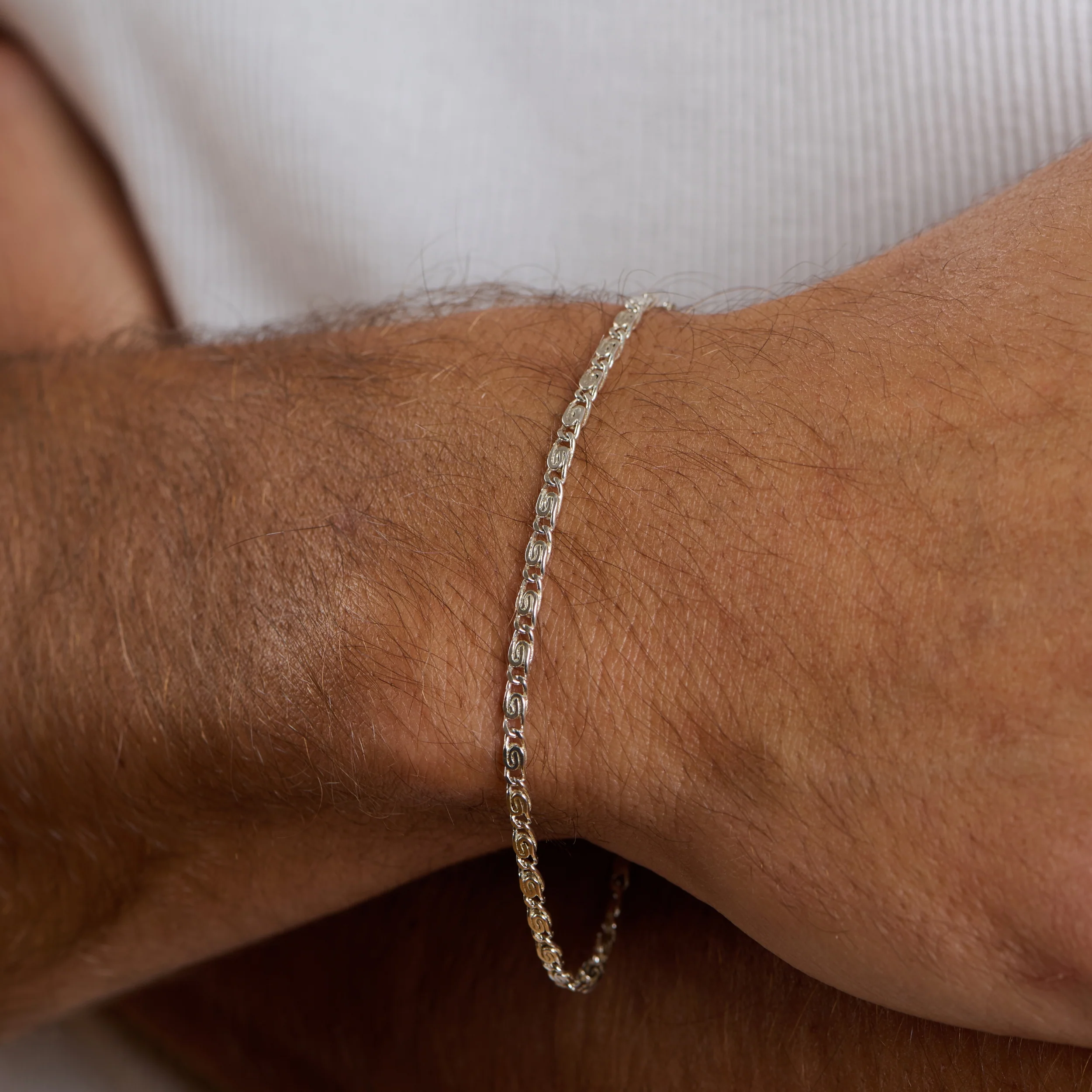 Linked Chain & Bracelet Set - Image 4
