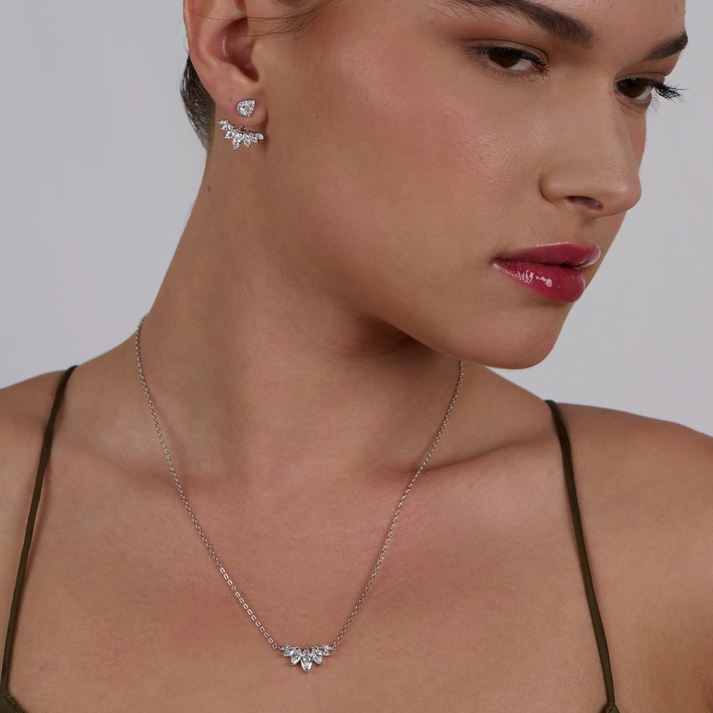 Lotus Necklace And Earrings Set - Image 2