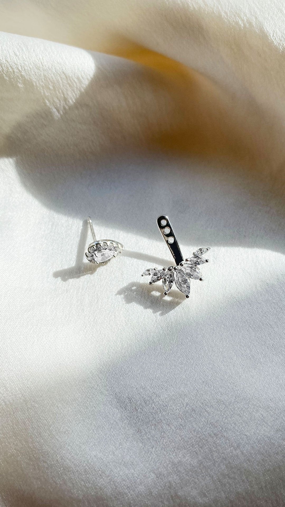 Lotus Silver Ear Jacket - Image 4