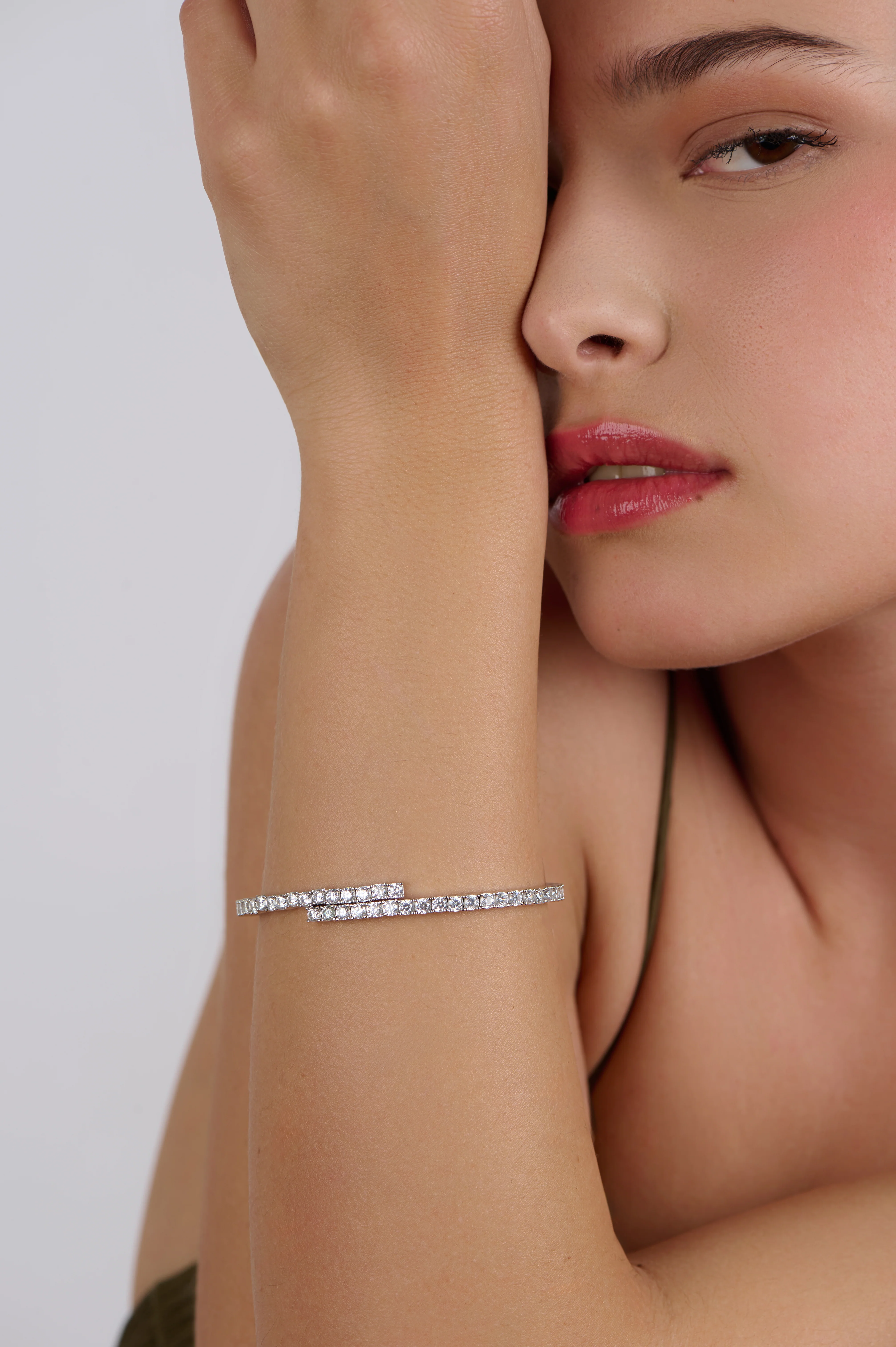 Spun 4mm Silver Tennis Bangle - Image 3