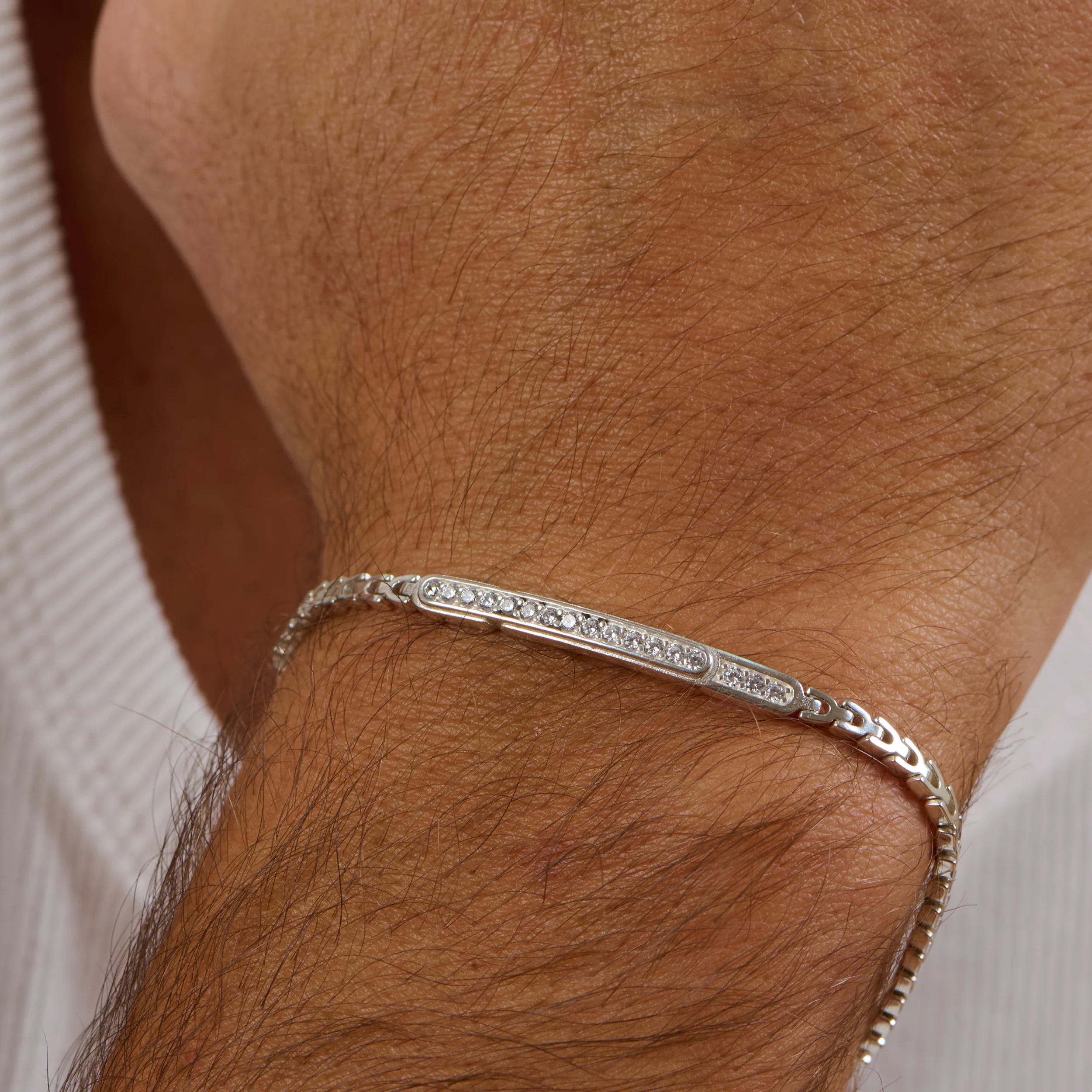 Onyx Line Chain Bracelet - Image 3