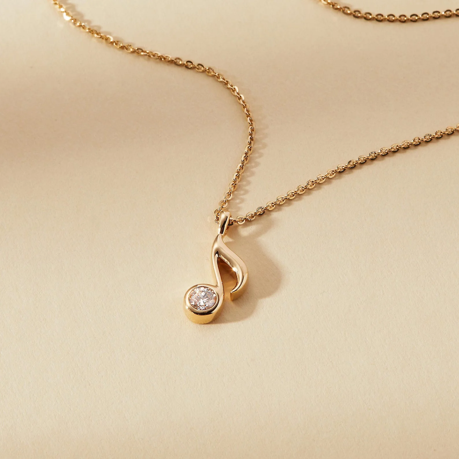 Musical Note Zircon Necklace - Image 3