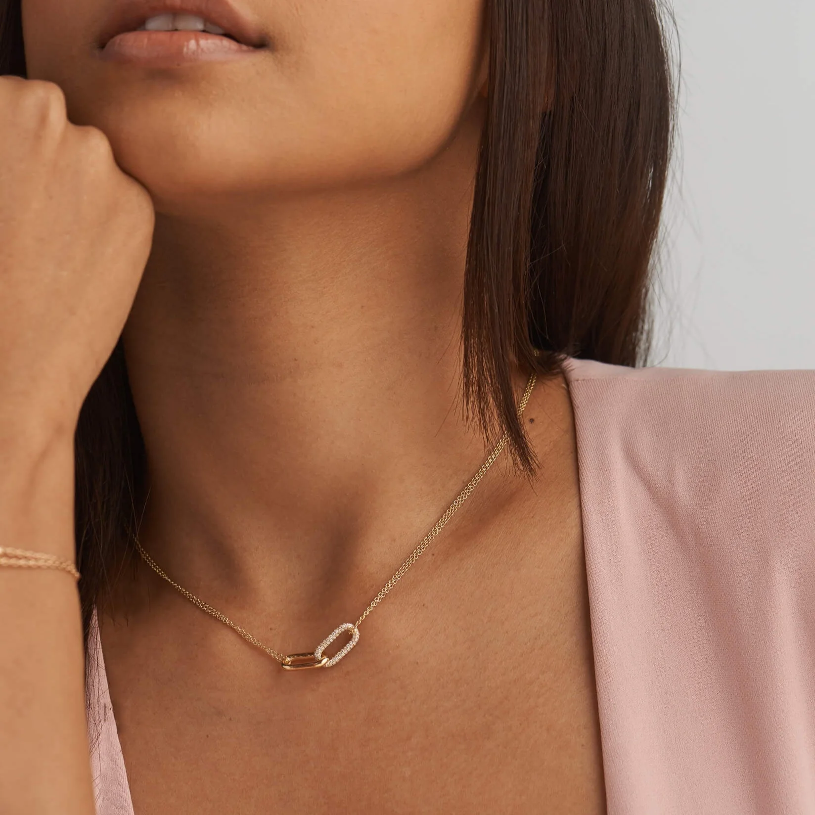 Never Let Go Interlocked Necklace - Image 3