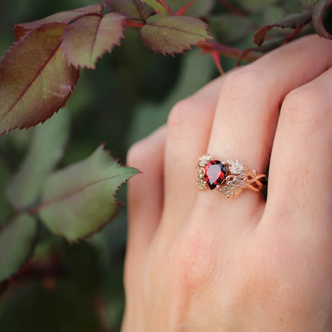 Fiery Garnet Gem Ring - Image 4