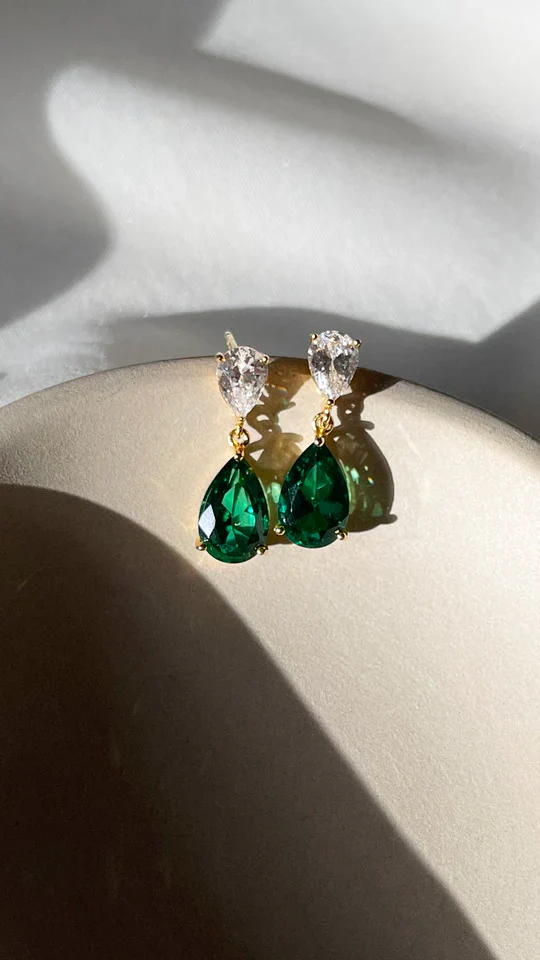 Matcha Emerald Earrings - Image 3