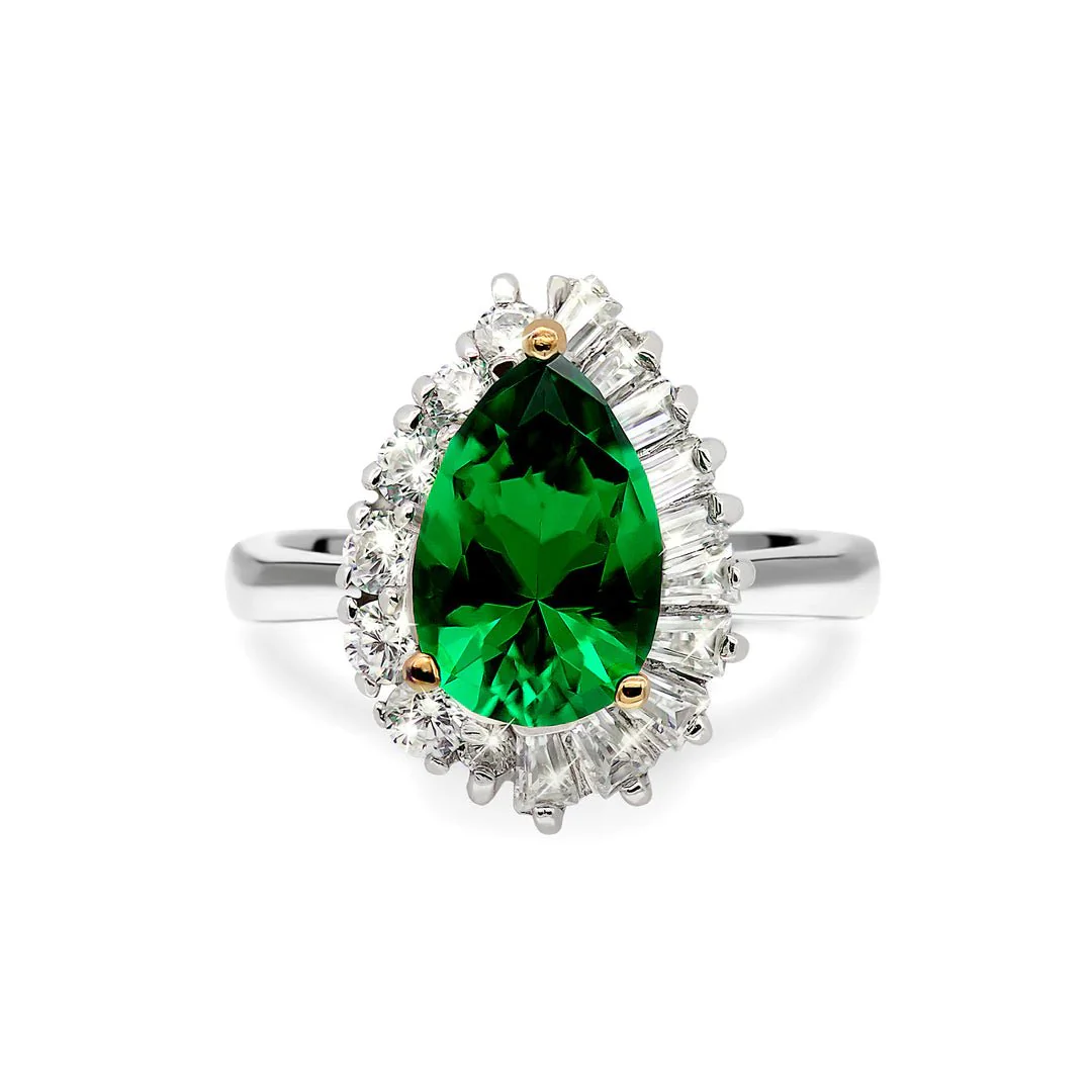 Emerald & Baguette Stones Ring - Image 4