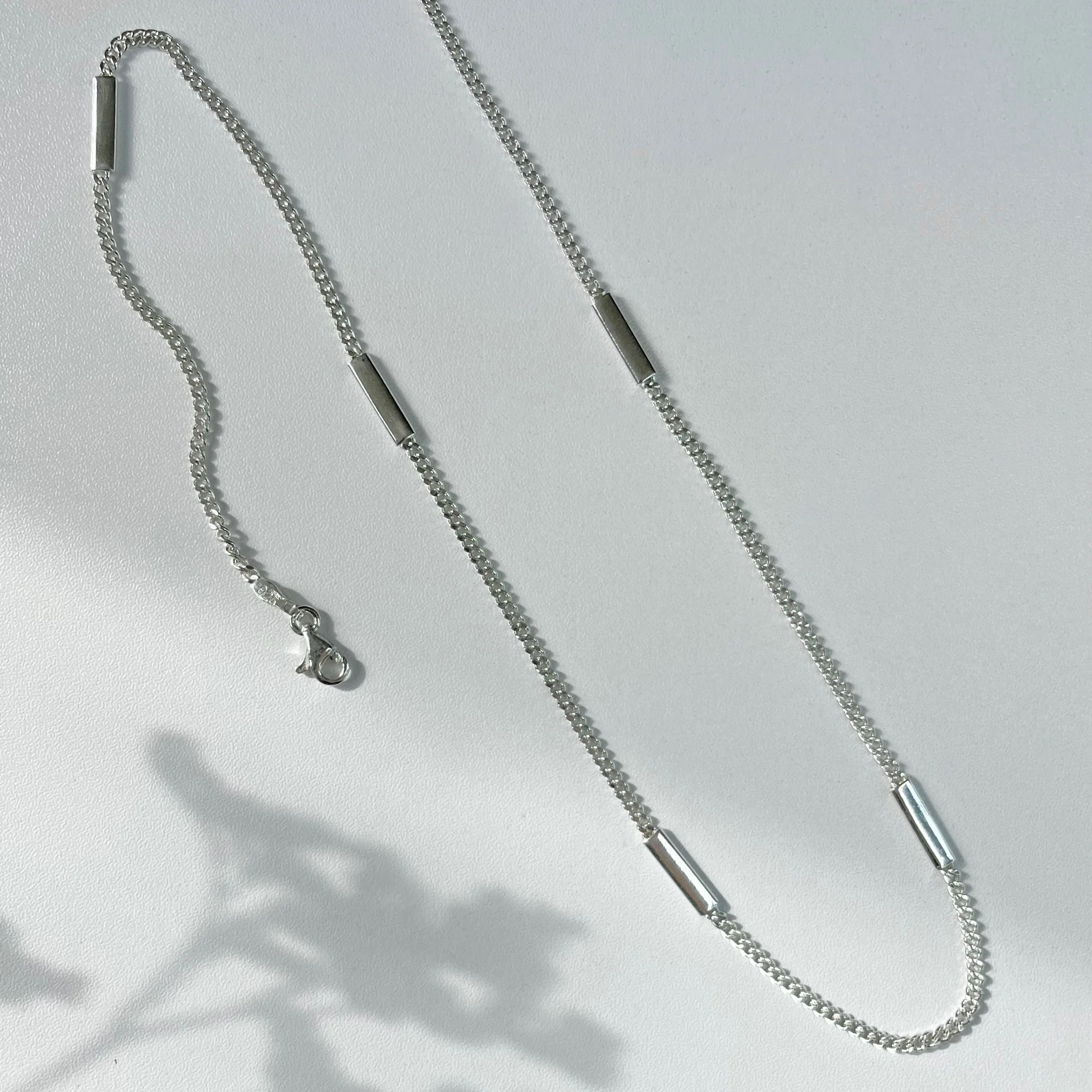 Curb Blocks Silver Chain - Image 6