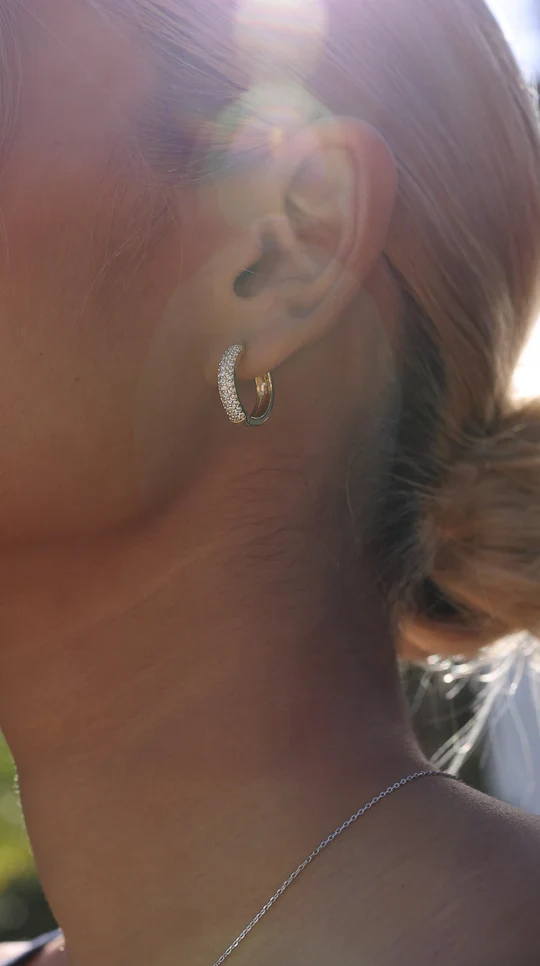 Zircon Cutie Huggie Gold Plating Earrings - Image 5