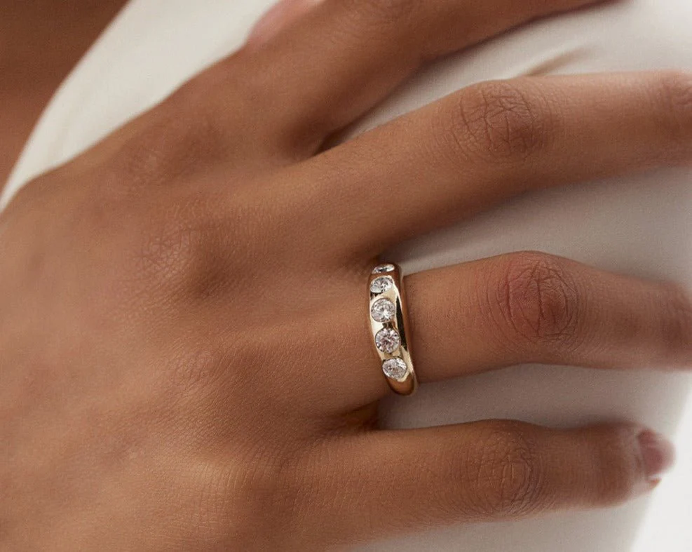 City Moon Zircon Band - Image 3