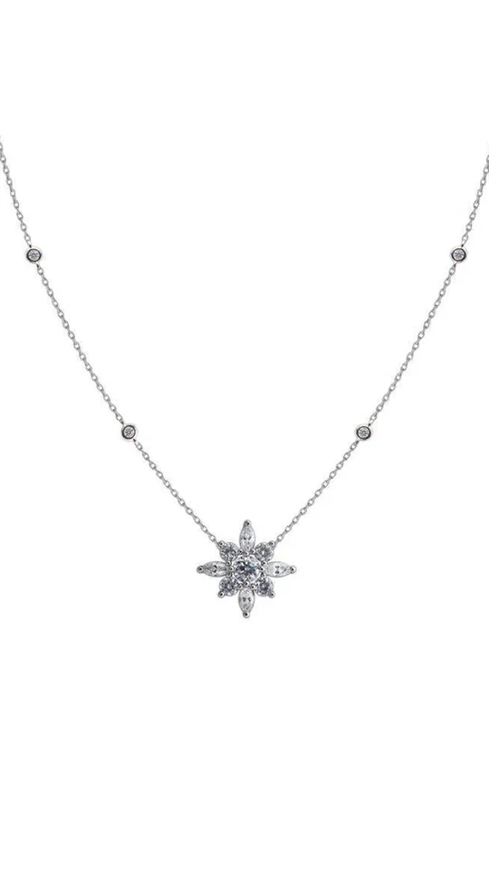 Silver Lilly Flower Necklace - Image 6