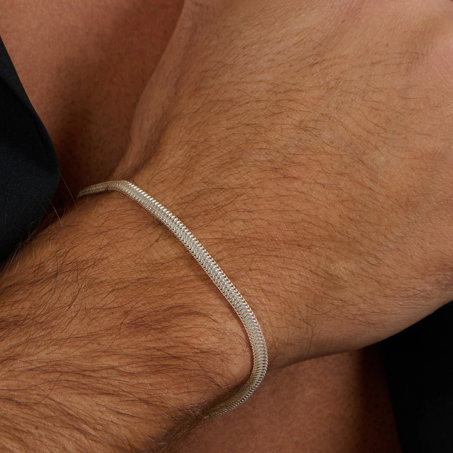 Sleek Bracelet - Image 2