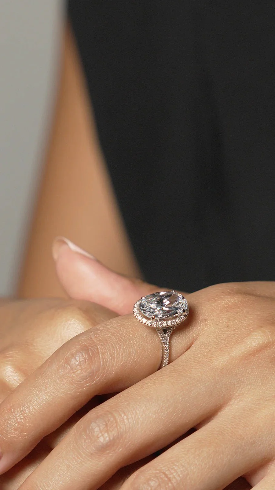 Solitaire White Zircon Ring - Image 2