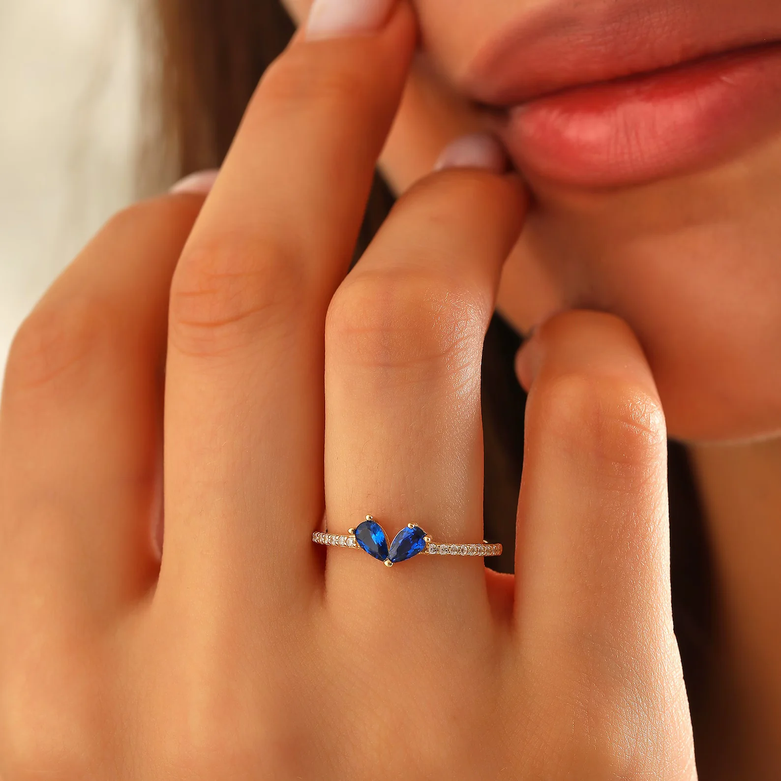 Sweet Kiss Sapphire Heart Ring - Image 3