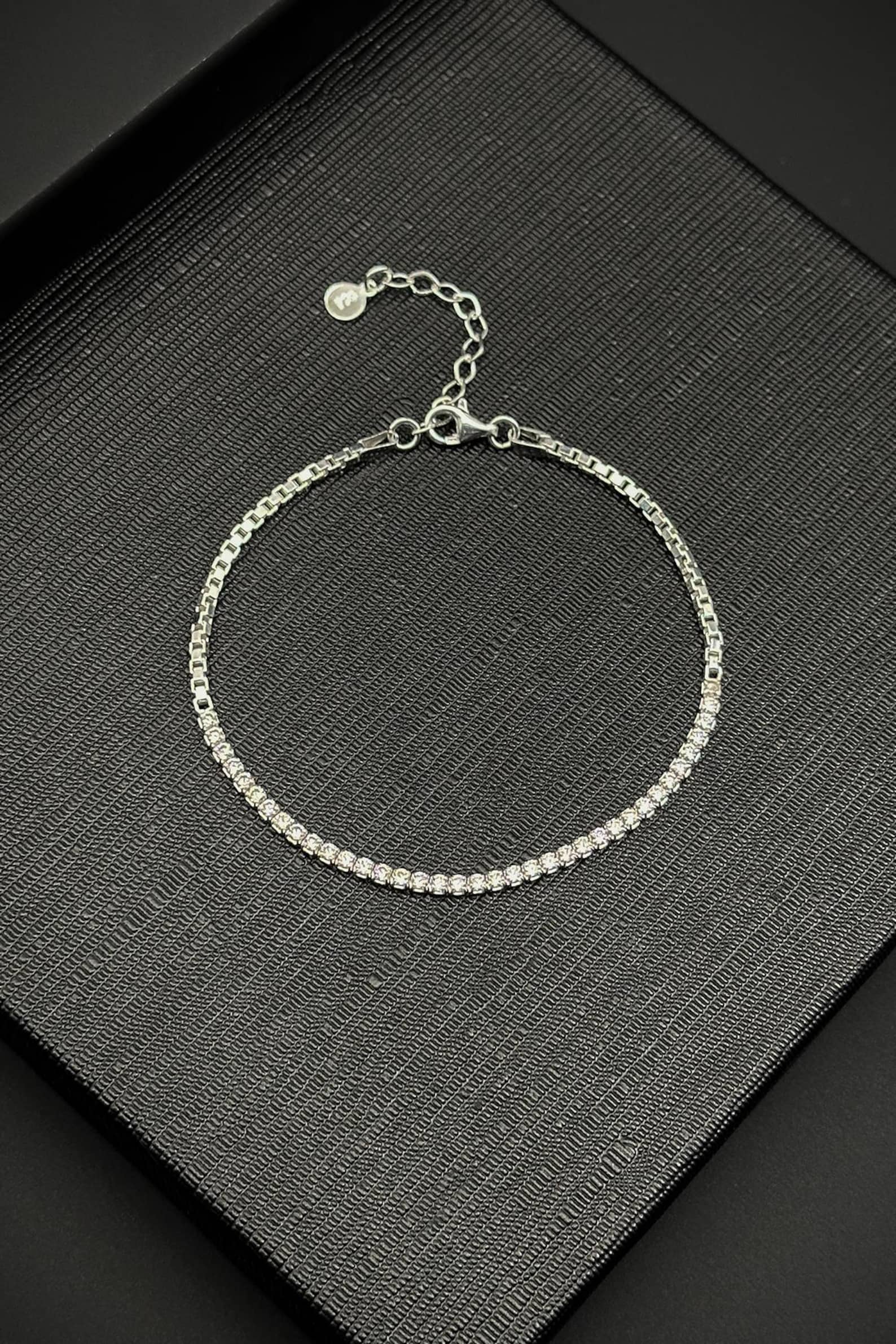 Men’s Box Tennis Bracelet - Image 4