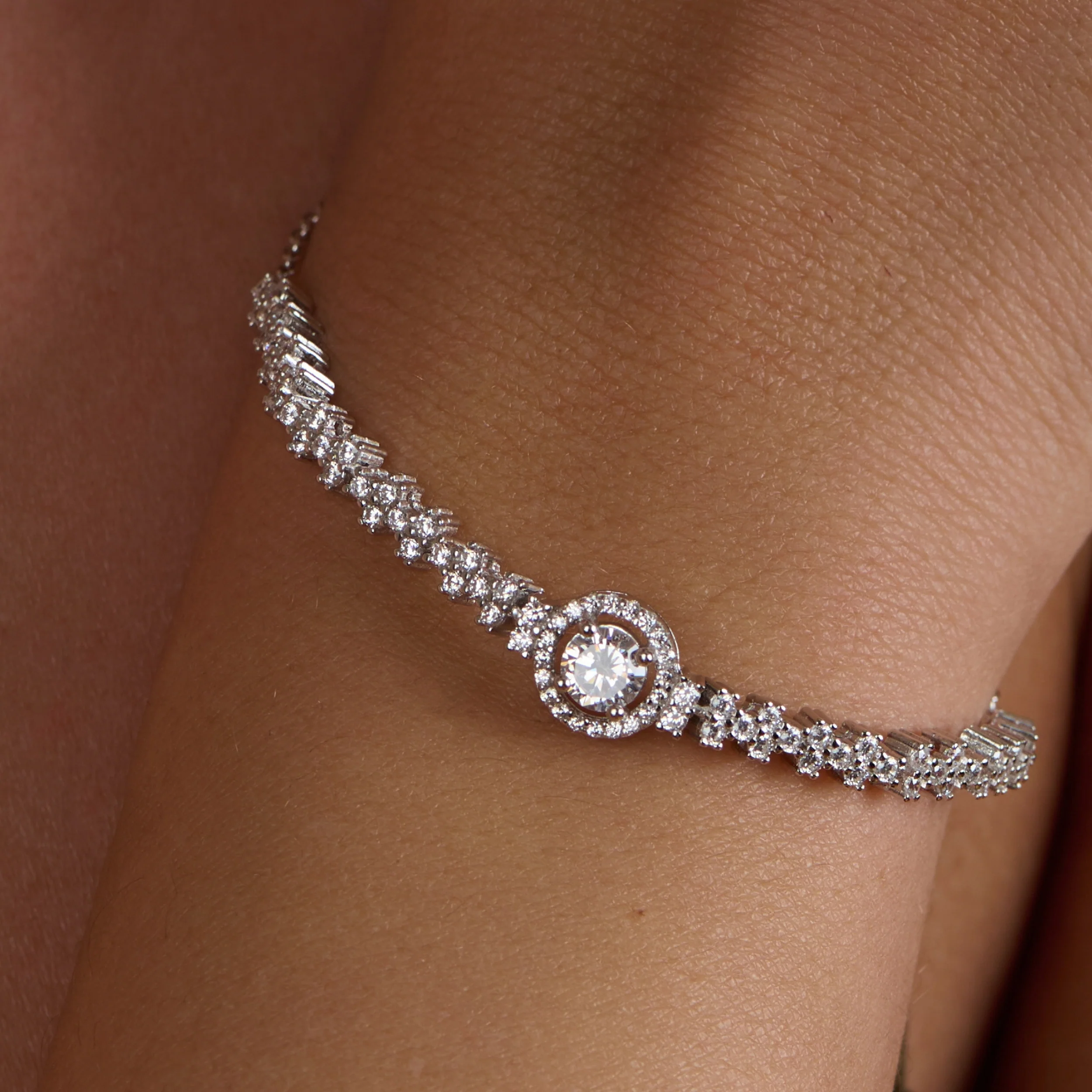 Timeless Halo Silver Bracelet - Image 2