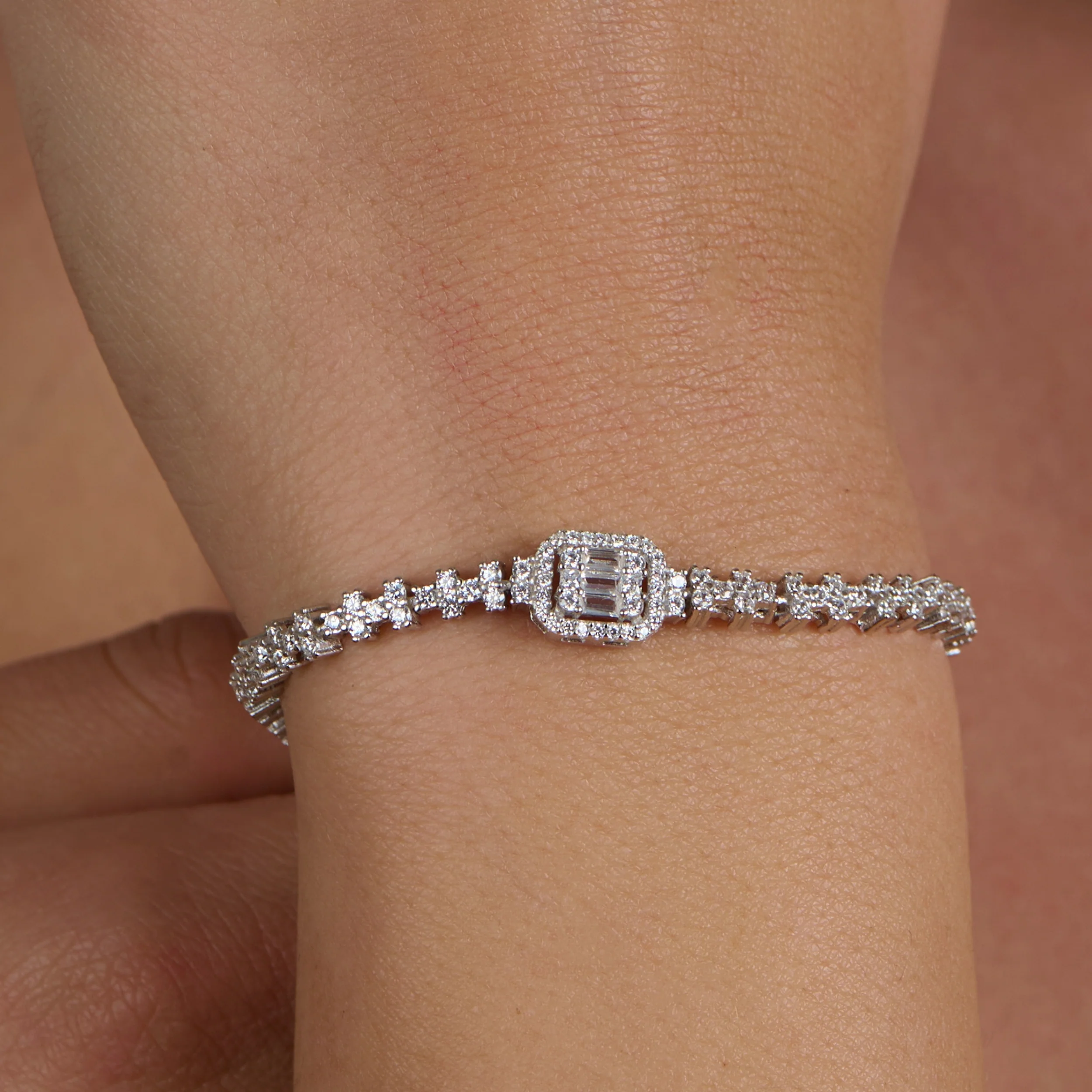 Velora Bracelet - Image 3