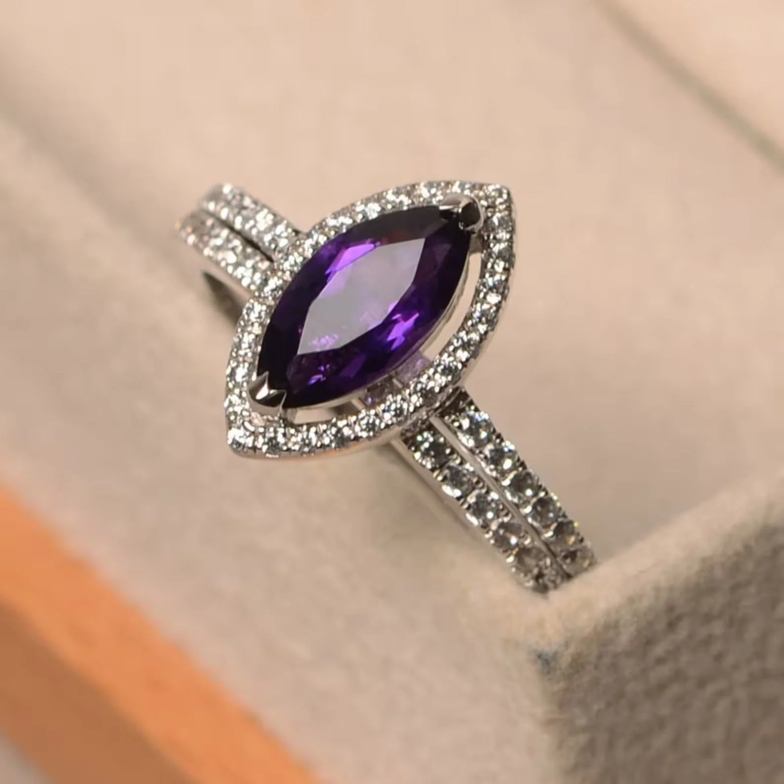 Violet Amethyst Silver 2 set Ring - Image 3