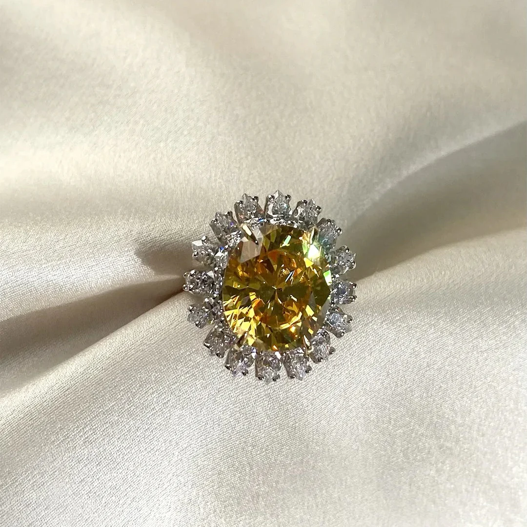 Marie Antoinette Yellow Zircon Ring - Image 3