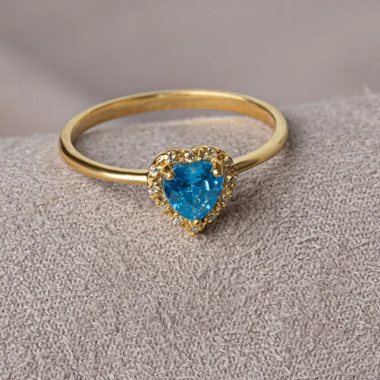 You London Blue Topaz Heart Ring - Image 3