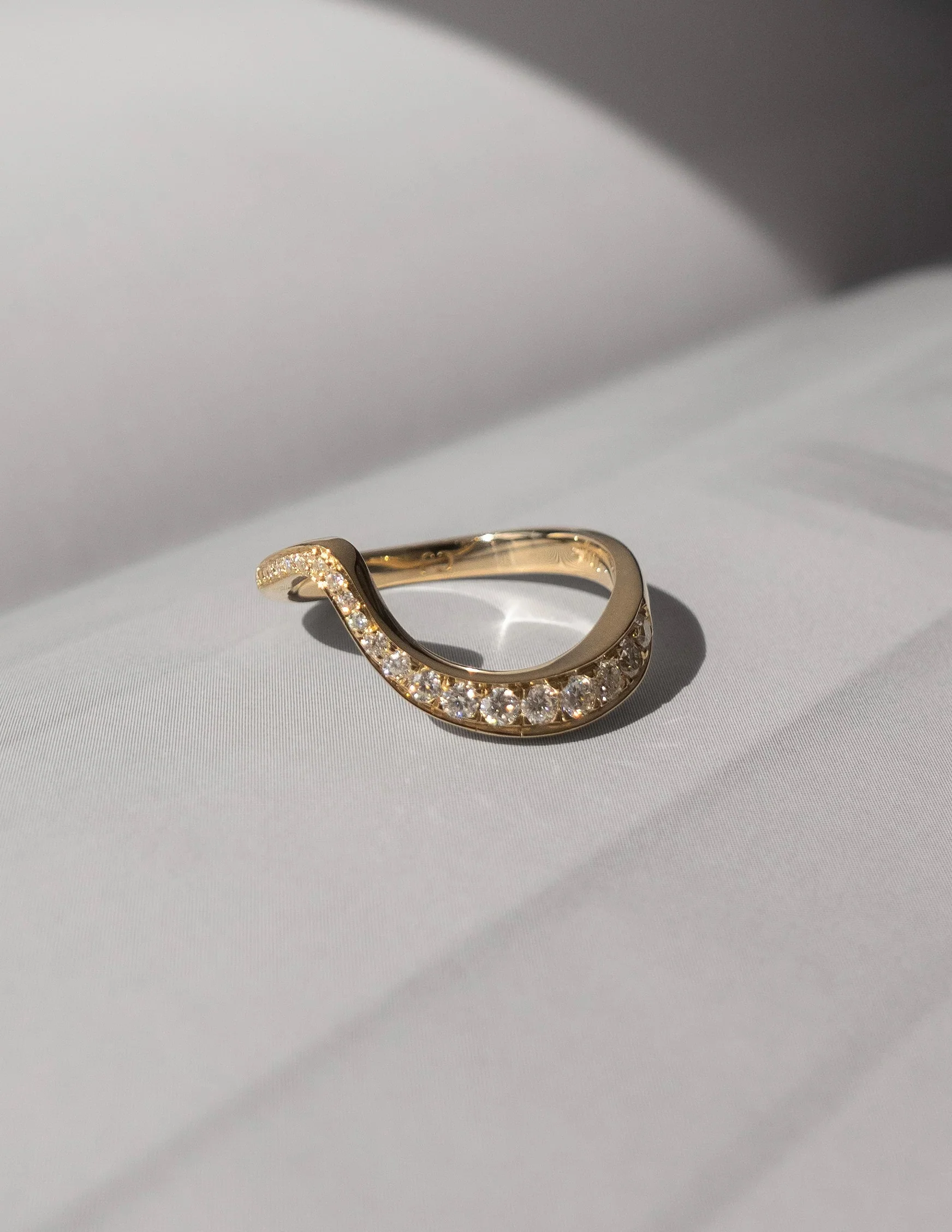 Dome Figure Pave Zircon Ring - Image 5